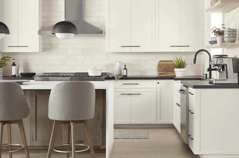 Blank Canvas by Behr: A creamy, light beige paint shade.