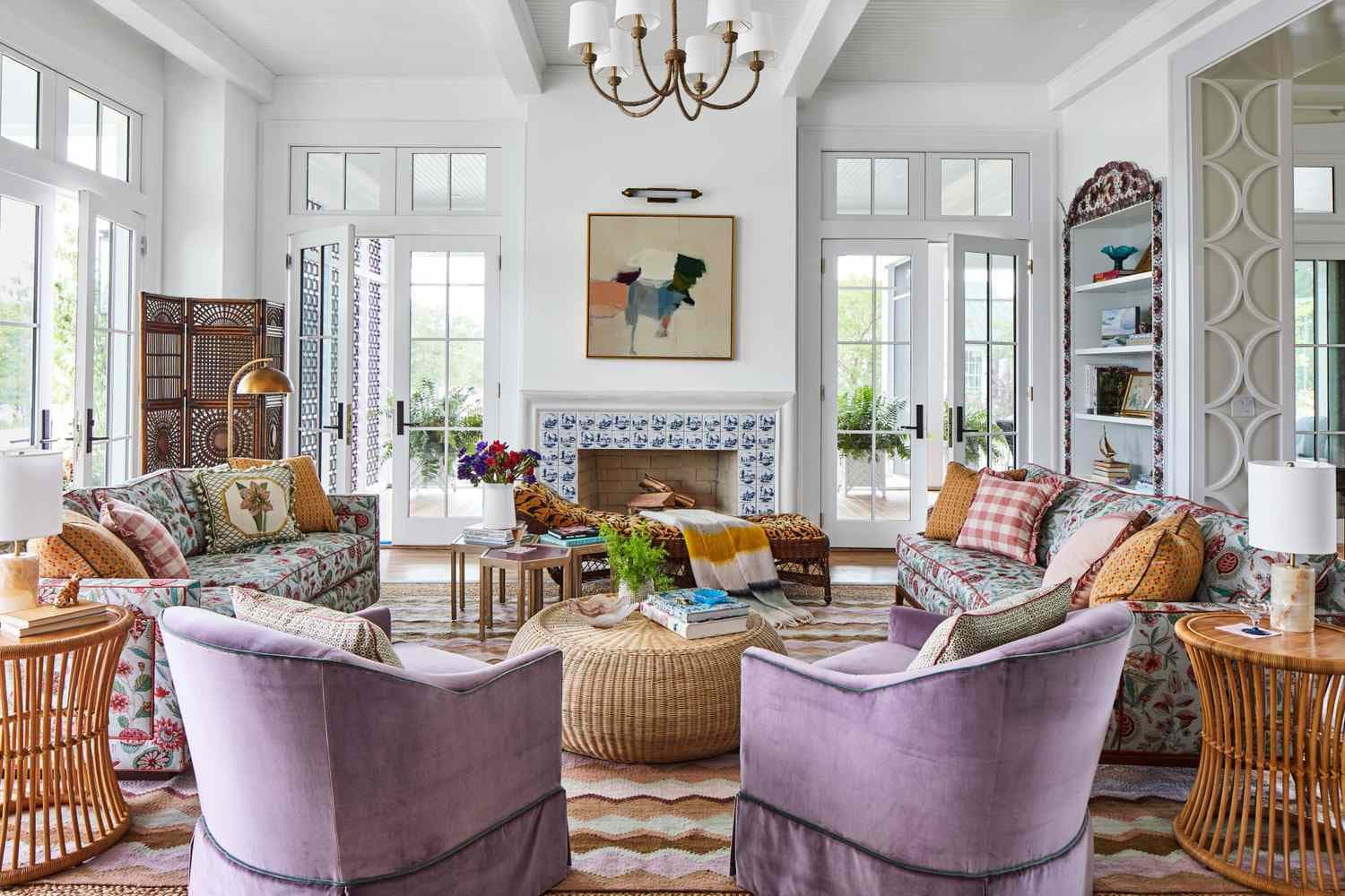Home by Charlotte, North Carolina's Charlotte Lucas. 