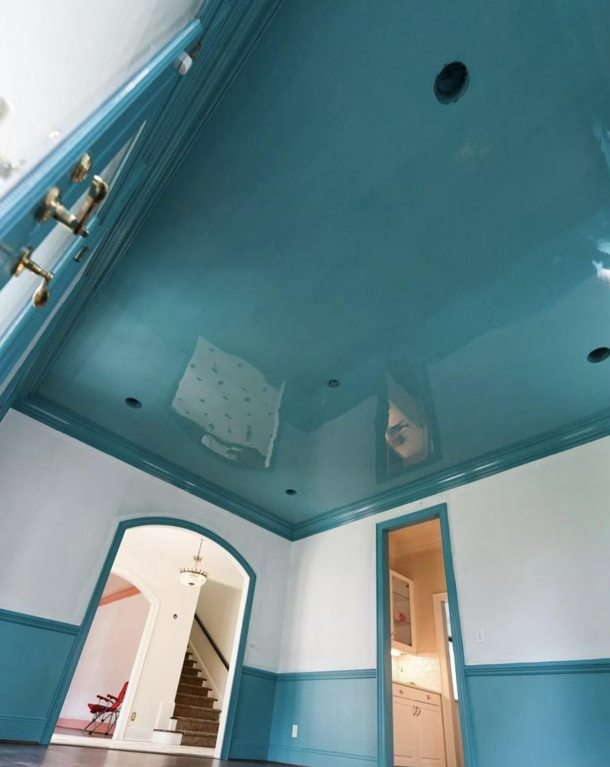 High-gloss ceiling and walls painted by Craftwork. 